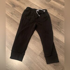 Cat & Jack Black Joggers with pocket 3T used new condition